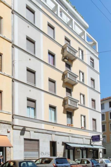 Spacious And New Apt In Citta Studi Milan Luaran gambar