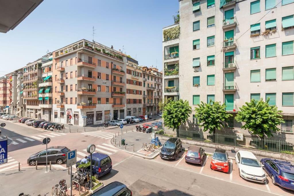 Spacious And New Apt In Citta Studi Milan Luaran gambar